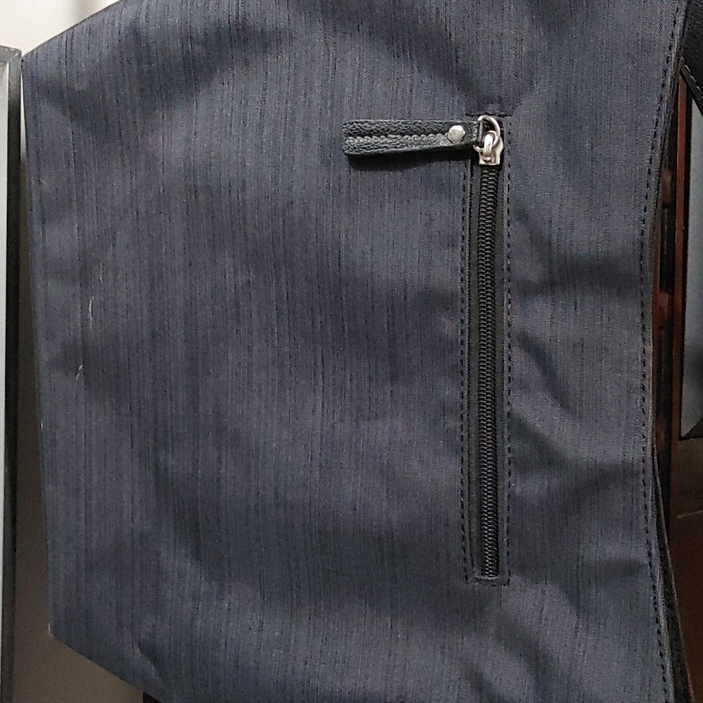 Roots Black Crossbody Bag - Picture 3 of 4